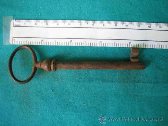 Antig&uuml;edades: Llave antigua 4 - Foto 2