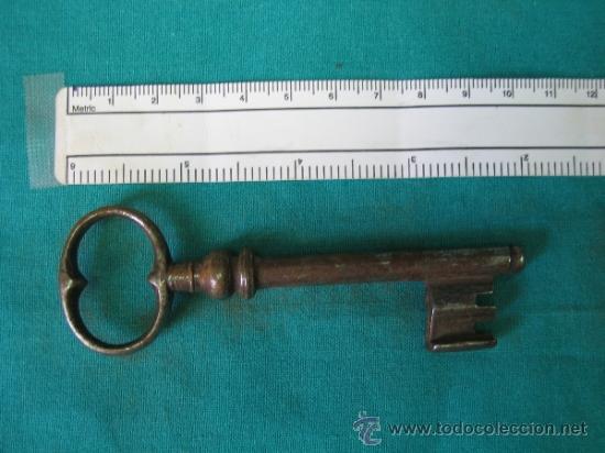 Antig&uuml;edades: Llave antigua - Foto 1
