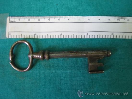Antig&uuml;edades: Llave antigua - Foto 1