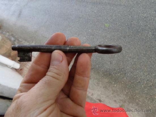 Antig&uuml;edades: LLave de forja larga maciza LL-78 - Foto 3