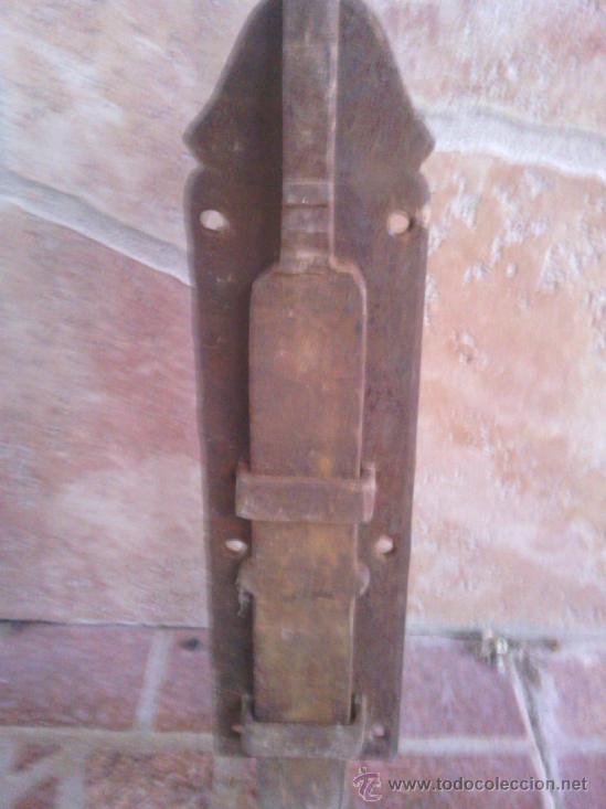 Antig&uuml;edades: antiguo pestillo de forja, - Foto 3