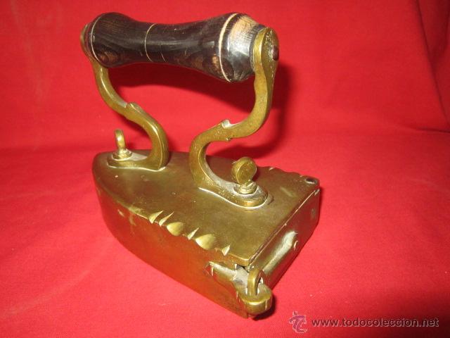 Antig&uuml;edades: Preciosa plancha en bronce. De 1800. - Foto 2