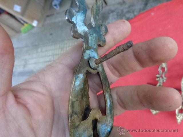 Antig&uuml;edades: Lote de 3 tiradores de bronce del s XIX - Foto 3
