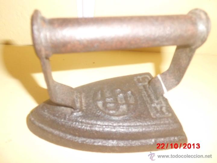 Antig&uuml;edades: PLANCHA DE HIERRO ANTIGUA - Foto 2