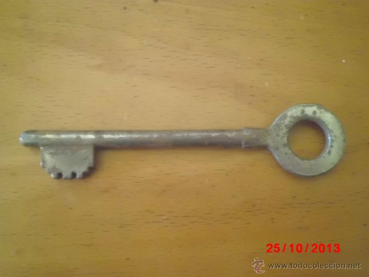 Antig&uuml;edades: ANTIGUA LLAVE DE HIERRO - Foto 1