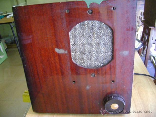 Antig&uuml;edades: Antiguo televisor Invicta, sin comprobar y sin tapa trasera - Foto 6