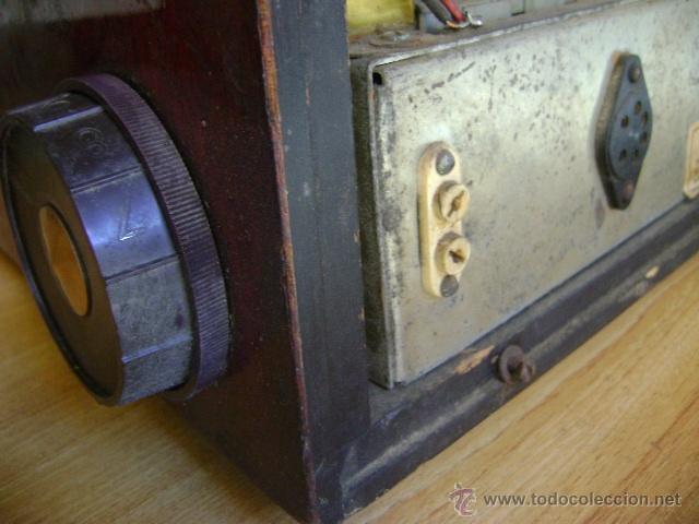 Antig&uuml;edades: Antiguo televisor Invicta, sin comprobar y sin tapa trasera - Foto 12
