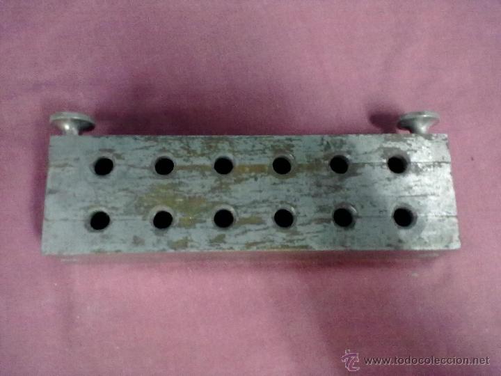 Antig&uuml;edades: MOLDE PILDORERO DE BRONCE 12 SUPOSITORIOS - Foto 2