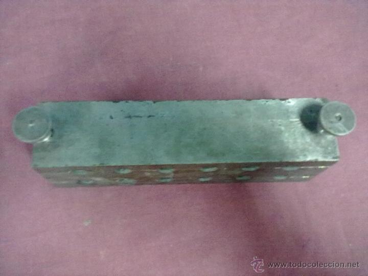 Antig&uuml;edades: MOLDE PILDORERO DE BRONCE 12 SUPOSITORIOS - Foto 3