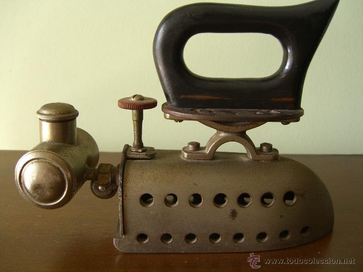 Antig&uuml;edades: Plancha a alcohol. Marca OMEGA - Foto 2