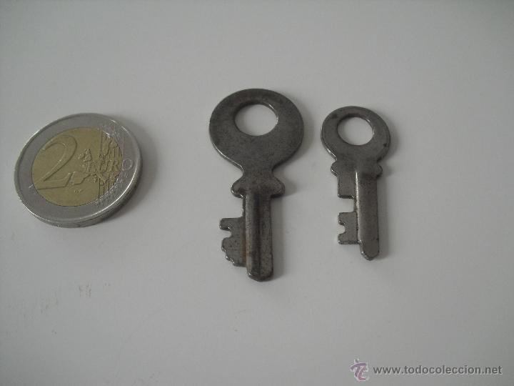 Antig&uuml;edades: Dos llaves antiguas . Llave - Foto 1