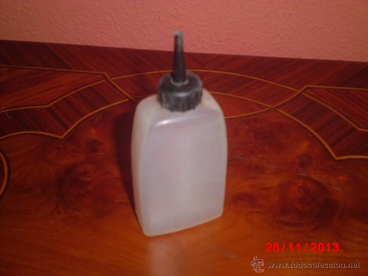 Antig&uuml;edades: ACEITERA PARA MAQUINAS DE COSER - Foto 3