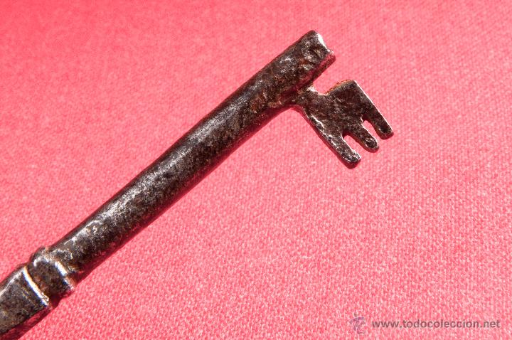 Antig&uuml;edades: LLAVE HIERRO FORJADO - Foto 3