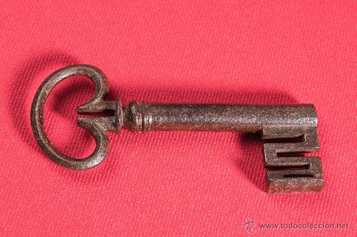 Antig&uuml;edades: LLAVE DE HIERRO FORJADO SIGLO XIX - Foto 1