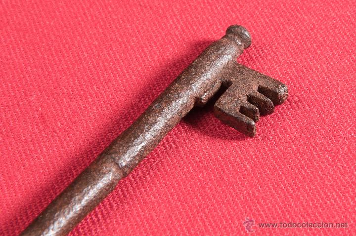 Antig&uuml;edades: LLAVE DE HIERRO FORJADO SIGLO XIX - Foto 2