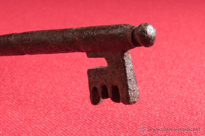 Antig&uuml;edades: LLAVE DE HIERRO FORJADO SIGLO XIX - Foto 3