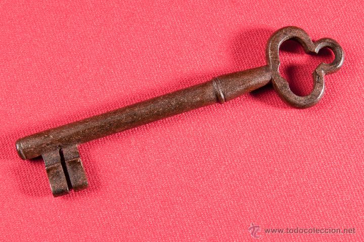 Antig&uuml;edades: LLAVE DE HIERRO FORJADO SIGLO XVIII - Foto 2
