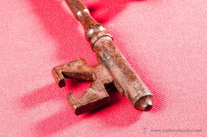 Antig&uuml;edades: LLAVE DE HIERRO FORJADO SIGLO XVIII - Foto 4