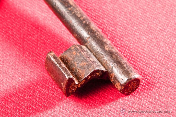 Antig&uuml;edades: LLAVE DE HIERRO FORJADO SIGLO XVIII - Foto 4