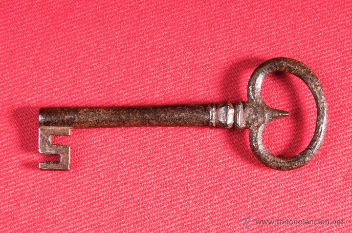 Antig&uuml;edades: LLAVE DE HIERRO FORJADO SIGLO XVIII - Foto 3