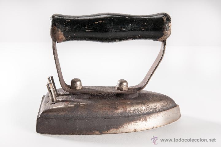 Antig&uuml;edades: ANTIGUA PLANCHA ELECTRICA - Foto 1