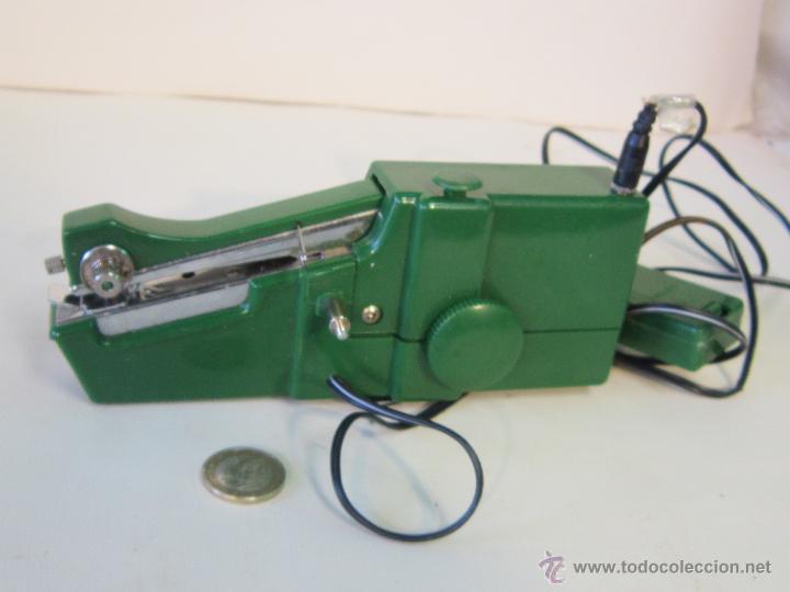 Antig&uuml;edades: MAQUINA DE COSER - Foto 1