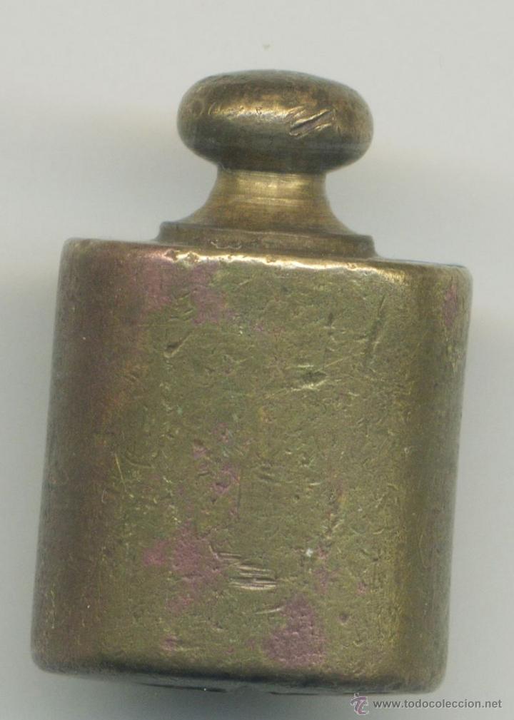 Antig&uuml;edades: pesa de bronce de 20 gramos - Foto 1