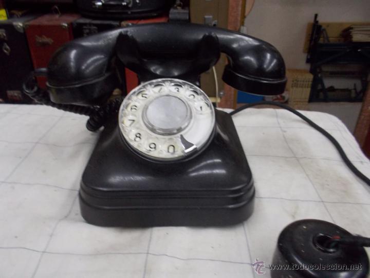 Tel&eacute;fonos: Telefono de sobremesa de baquelita - Foto 1