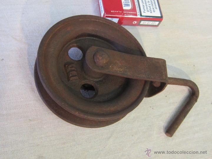 Antig&uuml;edades: CARRUCHA ANTIGUA EN HIERRO DE FORJA - Foto 1