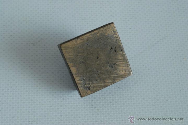 Antig&uuml;edades: Ponderal para monedas de oro. - Foto 3