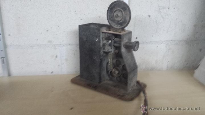 Antig&uuml;edades: ANTIGUO PROYECTOR - Foto 2