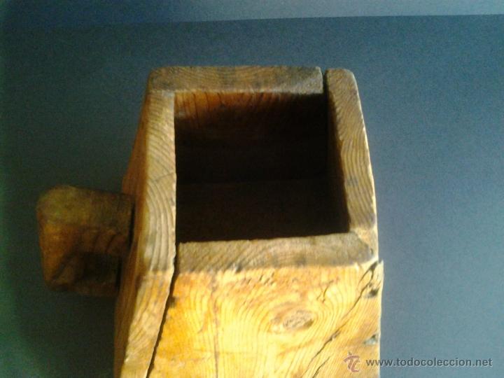 Antig&uuml;edades: Almud medida Aragonesa de cereal o grano - Foto 6