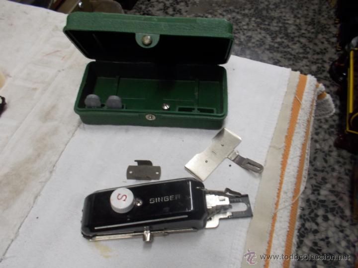 Antig&uuml;edades: Maquina singer - Foto 2