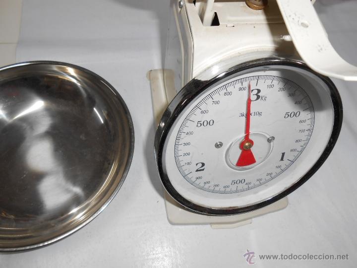 Antig&uuml;edades: ANTIGUA BASCULA CON SU PLATO ORIGINAL - Foto 2