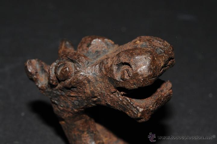 Antig&uuml;edades: CABEZA DE DRAGON EN HIERRO FORJADO - Foto 5