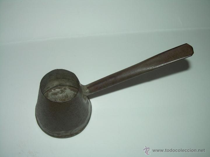Antig&uuml;edades: ANTIGUO Y RARO RECIPIENTE DE HOJALATA. - Foto 4
