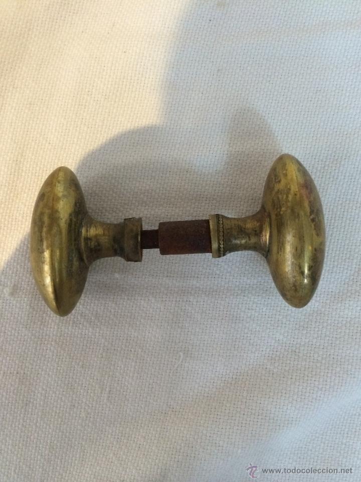 Antig&uuml;edades: ANTIGUO TIRADOR DE BRONCE - Foto 2