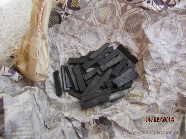 Antig&uuml;edades: Tipos de imprenta. espacios unos 50 grs. - Foto 1