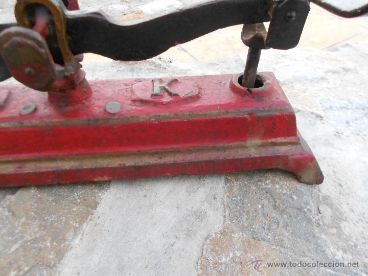 Antig&uuml;edades: ANTIGUA BALANZA DE 5 KILOS - Foto 6