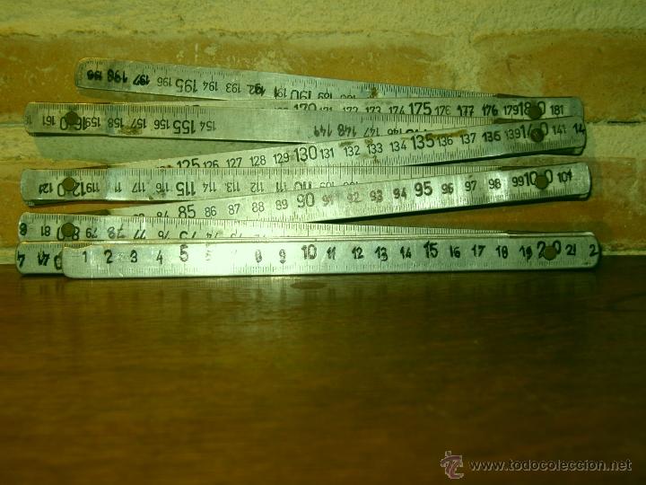 Antig&uuml;edades: METRO ANTIGUO DE CARPINTERO PLEGABLE DE ALUMINIO 2 METROS. - Foto 4