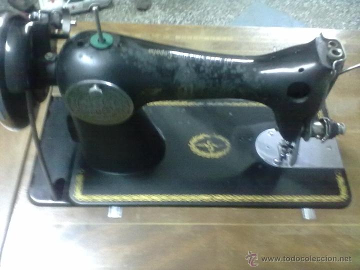 Antig&uuml;edades: MAQUINA DE COSER ALFA - Foto 4
