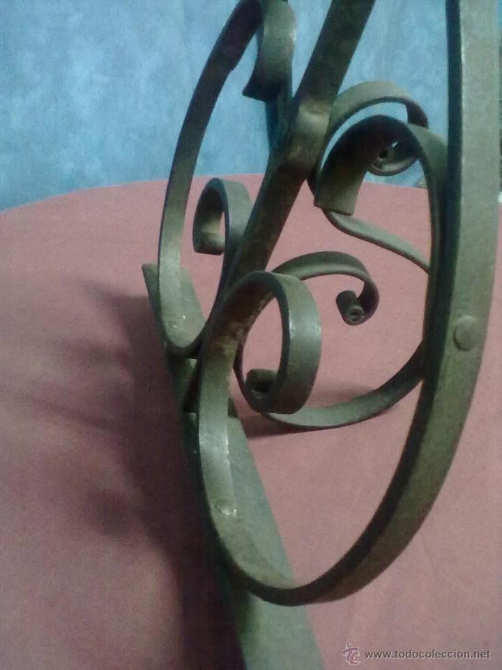Antig&uuml;edades: PAREJA DE ATRILES HIERRO FORJADO - Foto 5
