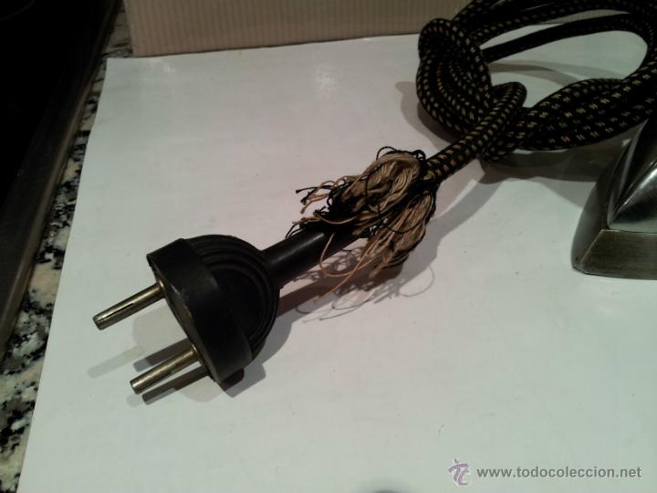 Antig&uuml;edades: antigua plancha electrica - Foto 4