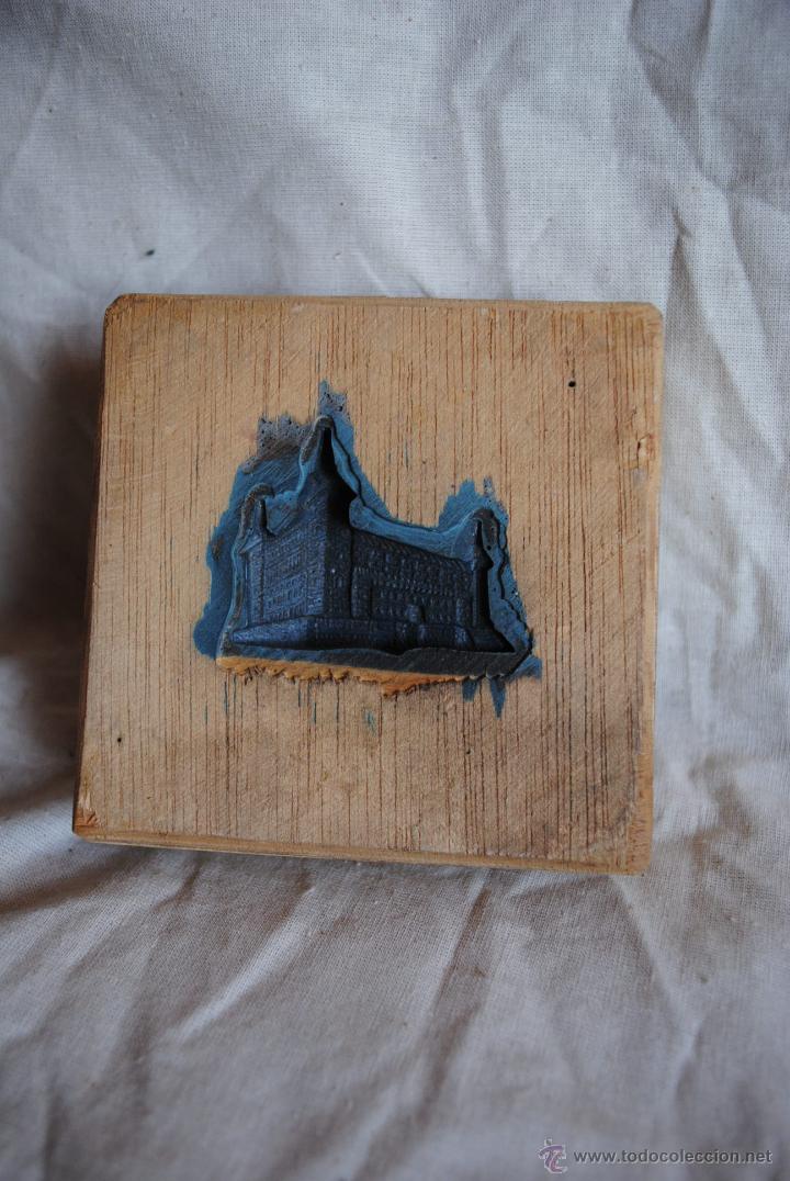 Antig&uuml;edades: 3 Moldes de madera. Caballero medieval + Palacio + Iglesia - Foto 3