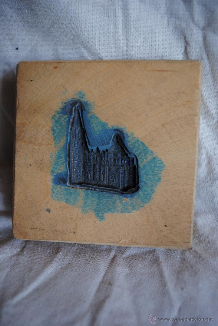 Antig&uuml;edades: 3 Moldes de madera. Caballero medieval + Palacio + Iglesia - Foto 4