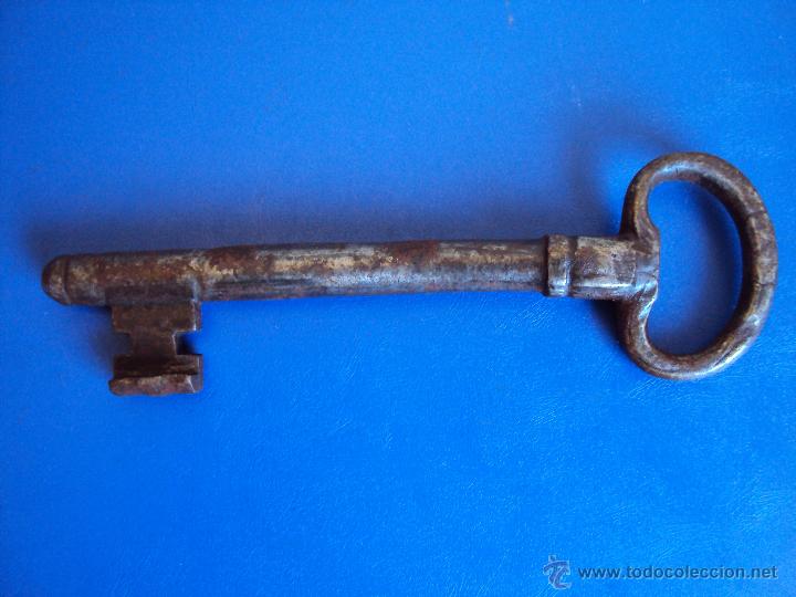 Antig&uuml;edades: (ANT-15)ANTIGUA LLAVE DE FORJA - Foto 1