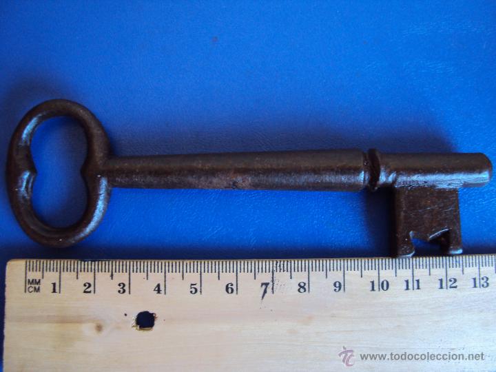 Antig&uuml;edades: (ANT-15)ANTIGUA LLAVE DE FORJA - Foto 2