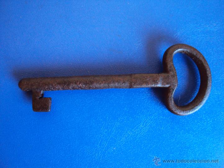 Antig&uuml;edades: (ANT-16)ANTIGUA LLAVE DE FORJA - Foto 1