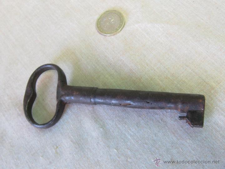 Antig&uuml;edades: LLAVE ANTIGUA DE HIERRO - Foto 1