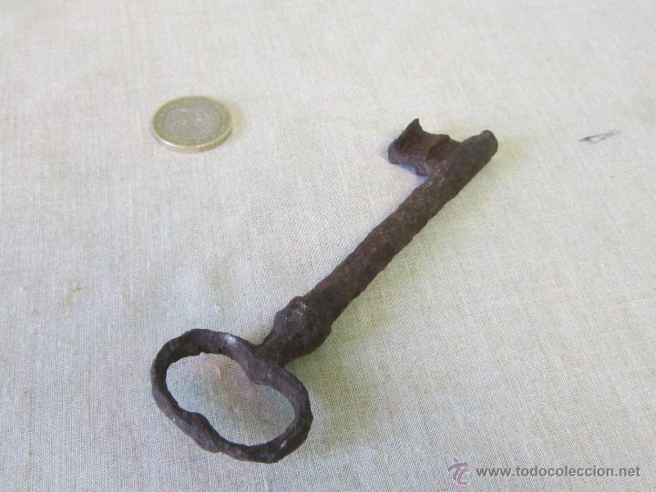 Antig&uuml;edades: LLAVE ANTIGUA DE HIERRO - Foto 3